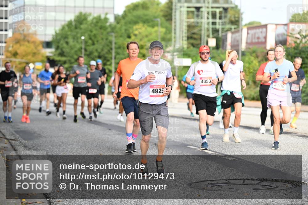 06.09.2026 - CURREX Alsterlauf Dr. Thomas Lammeyer http://msf.ph/oto/10129473 06.09.2026 09:50:59 Laufen 4925, 4053, 4108 meine-sportfotos.de
