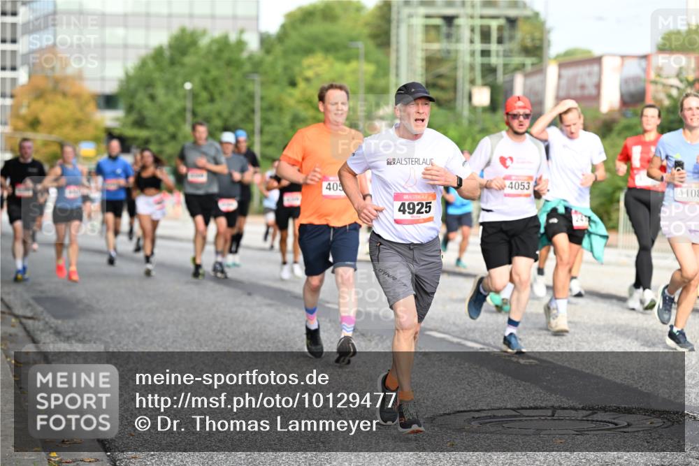 06.09.2026 - CURREX Alsterlauf Dr. Thomas Lammeyer http://msf.ph/oto/10129477 06.09.2026 09:50:59 Laufen 405, 4925, 4053, 4108 meine-sportfotos.de