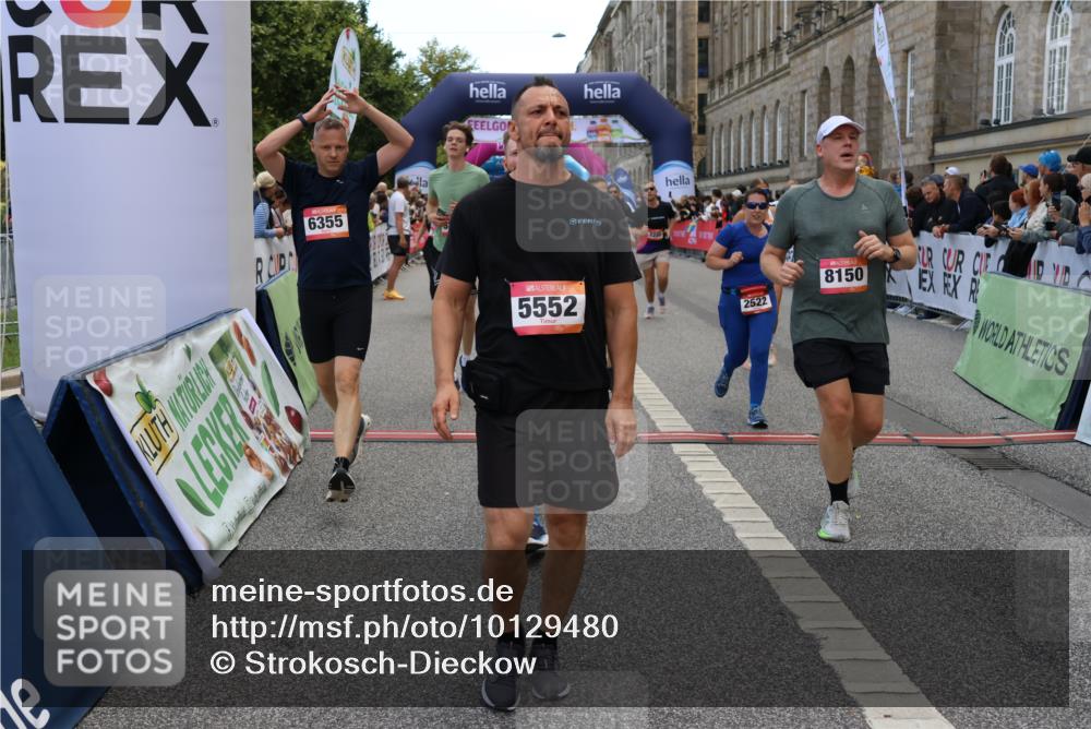 06.09.2026 - CURREX Alsterlauf Strokosch-Dieckow http://msf.ph/oto/10129480 06.09.2026 10:03:23 Ziel 2280, 2323, 2334, 2522, 2740, 2741, 3131, 3625, 3874, 5025, 5054, 5330, 5552, 5651, 6050, 6345, 6355, 6377, 8150 meine-sportfotos.de