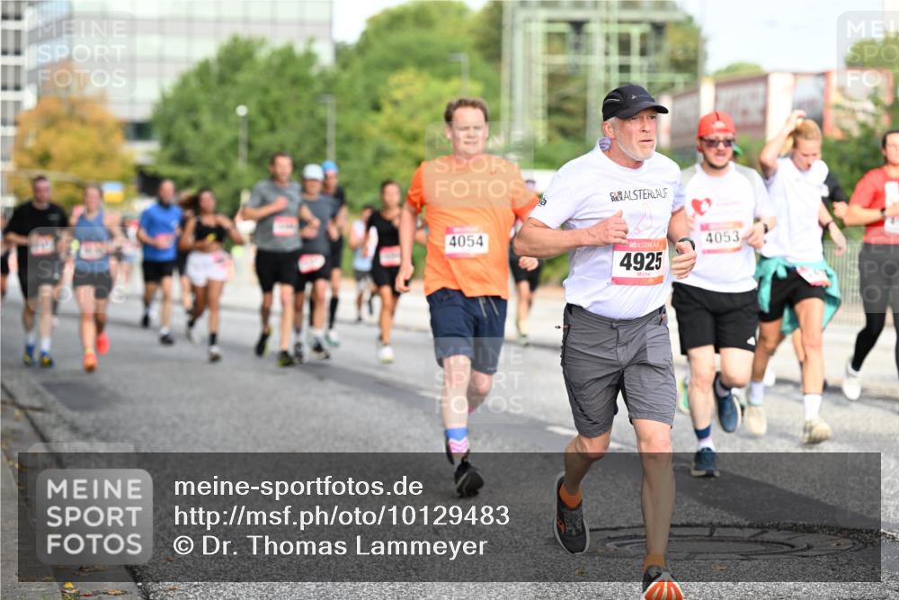 06.09.2026 - CURREX Alsterlauf Dr. Thomas Lammeyer http://msf.ph/oto/10129483 06.09.2026 09:50:59 Laufen 4054, 4925, 4053 meine-sportfotos.de