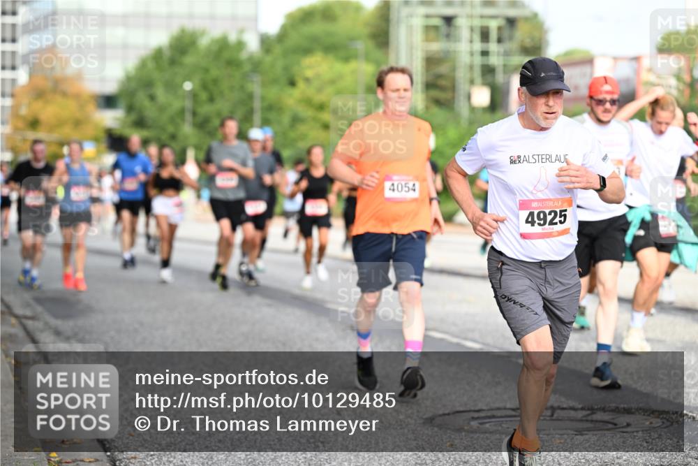 06.09.2026 - CURREX Alsterlauf Dr. Thomas Lammeyer http://msf.ph/oto/10129485 06.09.2026 09:51:00 Laufen 4054, 4925 meine-sportfotos.de