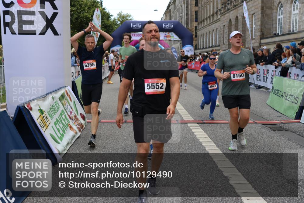 06.09.2026 - CURREX Alsterlauf Strokosch-Dieckow http://msf.ph/oto/10129490 06.09.2026 10:03:23 Ziel 2280, 2323, 2334, 2522, 2740, 2741, 3131, 3625, 3874, 5025, 5054, 5330, 5552, 5651, 6050, 6345, 6355, 6377, 8150 meine-sportfotos.de