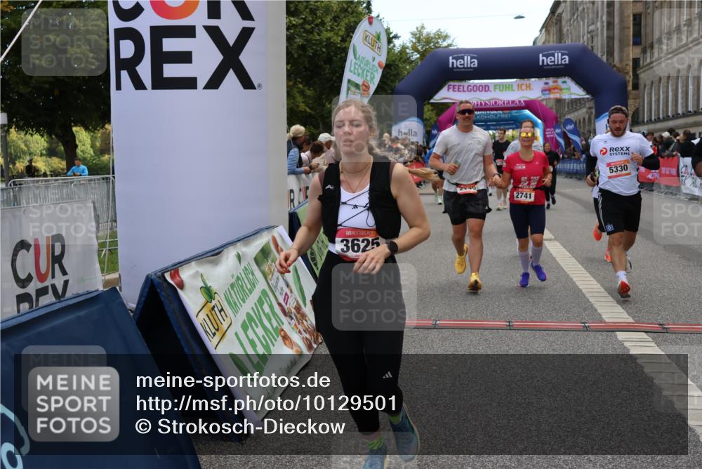 06.09.2026 - CURREX Alsterlauf Strokosch-Dieckow http://msf.ph/oto/10129501 06.09.2026 10:03:27 Ziel 2280, 2323, 2334, 2447, 2522, 2740, 2741, 2820, 3227, 3625, 3874, 5330, 5360, 5461, 5552, 5651, 6345, 6355, 8022, 8150, 8279 meine-sportfotos.de
