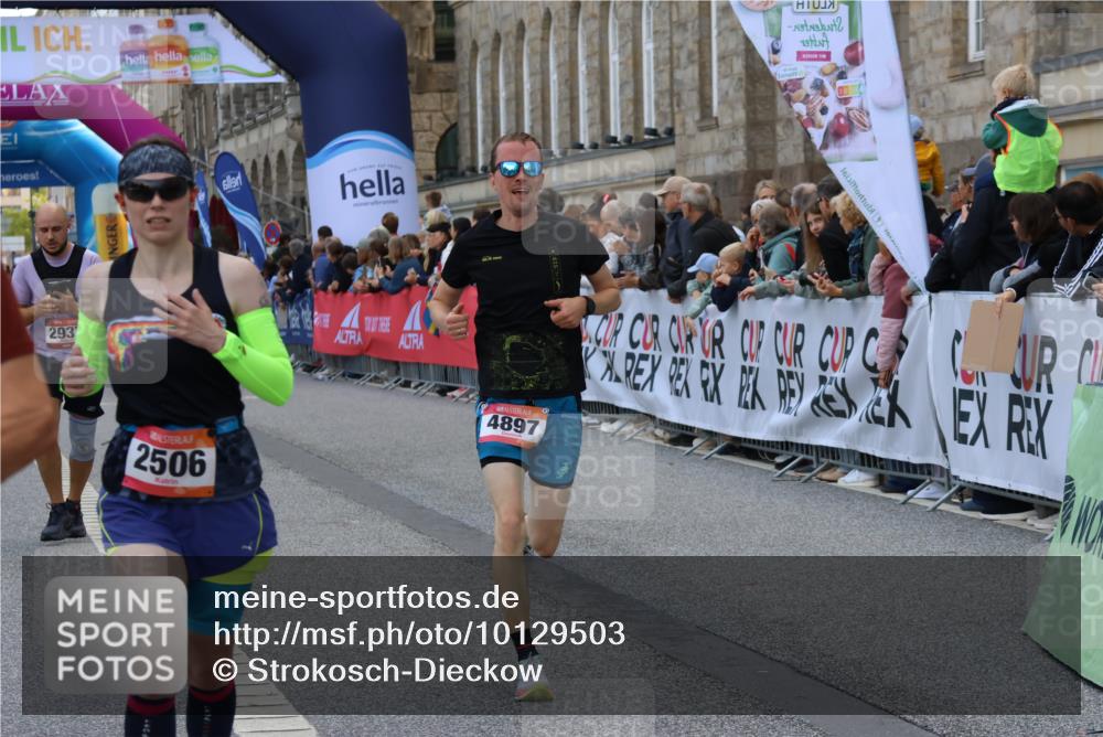 06.09.2026 - CURREX Alsterlauf Strokosch-Dieckow http://msf.ph/oto/10129503 06.09.2026 09:50:34 Ziel 2411, 2506, 2937, 3044, 3402, 4755, 4897, 5274, 5299, 5631, 5946, 6427 meine-sportfotos.de
