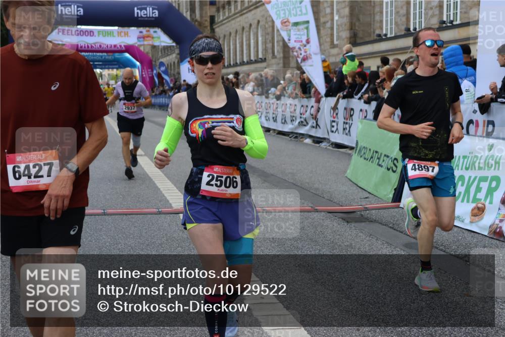 06.09.2026 - CURREX Alsterlauf Strokosch-Dieckow http://msf.ph/oto/10129522 06.09.2026 09:50:35 Ziel 2411, 2506, 2937, 3402, 4755, 4897, 5274, 5299, 5631, 5946, 6427, 8160 meine-sportfotos.de