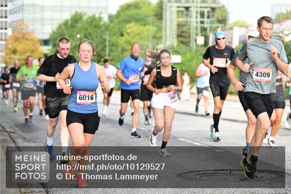 06.09.2026 - CURREX Alsterlauf Dr. Thomas Lammeyer http://msf.ph/oto/10129527 06.09.2026 09:51:04 Laufen 93, 6016, 24, 05, 56, 5579, 4309 meine-sportfotos.de