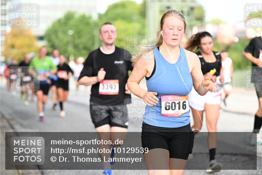 06.09.2026 - CURREX Alsterlauf Dr. Thomas Lammeyer http://msf.ph/oto/10129539 06.09.2026 09:51:05 Laufen 3393, 6016 meine-sportfotos.de
