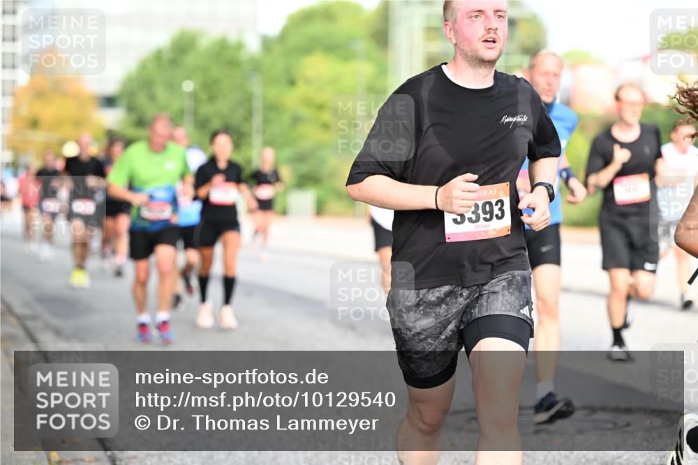06.09.2026 - CURREX Alsterlauf Dr. Thomas Lammeyer http://msf.ph/oto/10129540 06.09.2026 09:51:06 Laufen 5393 meine-sportfotos.de