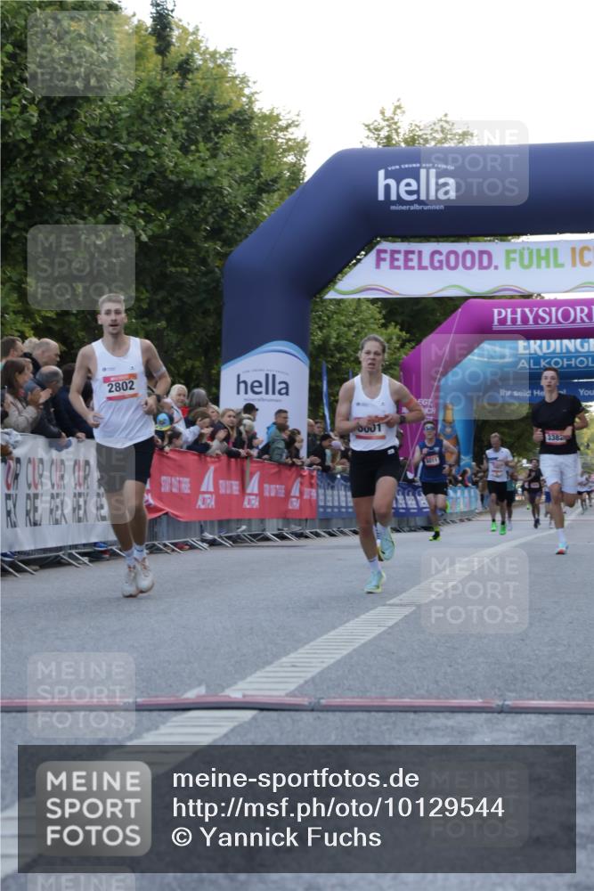 06.09.2026 - CURREX Alsterlauf Yannick Fuchs http://msf.ph/oto/10129544 06.09.2026 09:37:52 Ziel 2802, 3382, 5441, 5671, 6001, 6300 meine-sportfotos.de