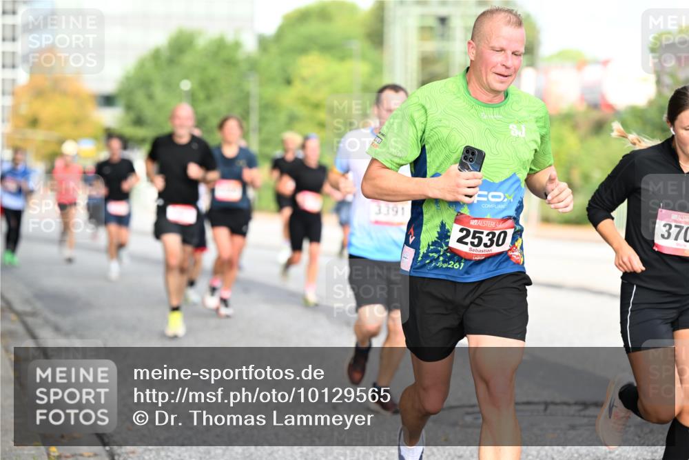 06.09.2026 - CURREX Alsterlauf Dr. Thomas Lammeyer http://msf.ph/oto/10129565 06.09.2026 09:51:09 Laufen 3391, 2530, 261, 370 meine-sportfotos.de