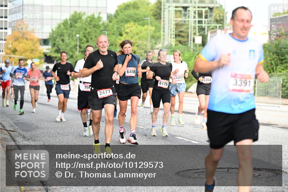 06.09.2026 - CURREX Alsterlauf Dr. Thomas Lammeyer http://msf.ph/oto/10129573 06.09.2026 09:51:10 Laufen 4574, 4316, 359, 2477, 6469, 5353, 5354, 6175, 3391 meine-sportfotos.de