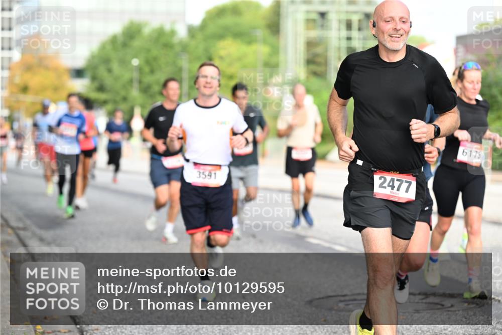 06.09.2026 - CURREX Alsterlauf Dr. Thomas Lammeyer http://msf.ph/oto/10129595 06.09.2026 09:51:12 Laufen 3591, 2477, 6175 meine-sportfotos.de