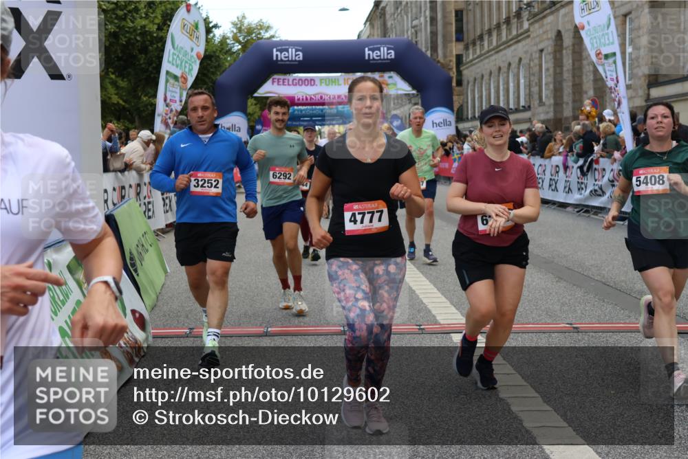 06.09.2026 - CURREX Alsterlauf Strokosch-Dieckow http://msf.ph/oto/10129602 06.09.2026 10:03:34 Ziel 2447, 2448, 2501, 2740, 2741, 2820, 2869, 3227, 3252, 3367, 3756, 4777, 5087, 5330, 5360, 5408, 5461, 6290, 6292, 6344, 8022, 8263, 8279, 8323 meine-sportfotos.de