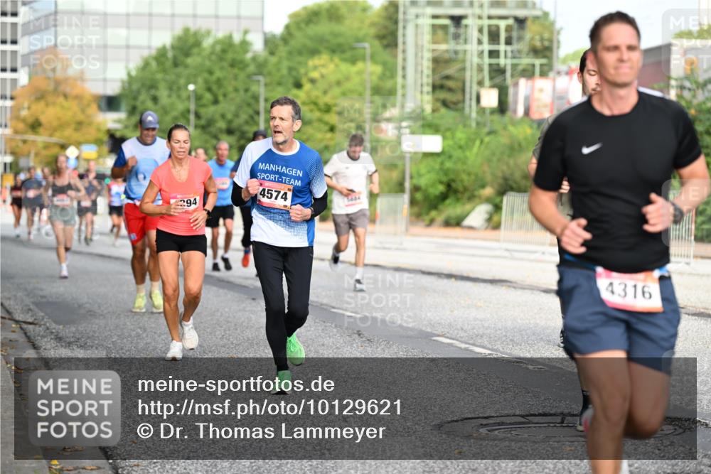 06.09.2026 - CURREX Alsterlauf Dr. Thomas Lammeyer http://msf.ph/oto/10129621 06.09.2026 09:51:15 Laufen 294, 4574, 3464, 4316 meine-sportfotos.de