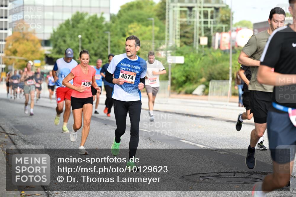 06.09.2026 - CURREX Alsterlauf Dr. Thomas Lammeyer http://msf.ph/oto/10129623 06.09.2026 09:51:16 Laufen 4394, 4574, 1684 meine-sportfotos.de