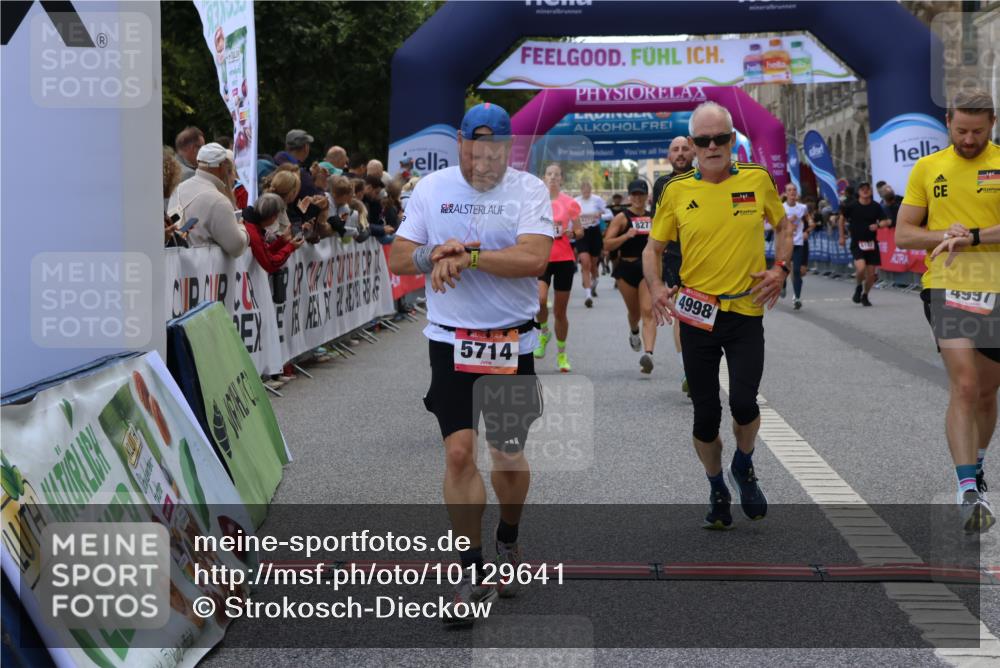 06.09.2026 - CURREX Alsterlauf Strokosch-Dieckow http://msf.ph/oto/10129641 06.09.2026 09:50:47 Ziel 3073, 3292, 3423, 4022, 4371, 4548, 4556, 4834, 4997, 4998, 5178, 5282, 5714, 8160, 8277 meine-sportfotos.de