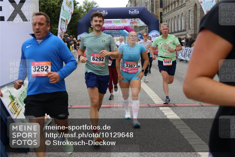 06.09.2026 - CURREX Alsterlauf Strokosch-Dieckow http://msf.ph/oto/10129648 06.09.2026 10:03:36 Ziel 2447, 2448, 2501, 2629, 2630, 2820, 2869, 3227, 3252, 3367, 3756, 4777, 5087, 5360, 5408, 5461, 5737, 6290, 6292, 6344, 8022, 8263, 8279, 8315, 8323 meine-sportfotos.de