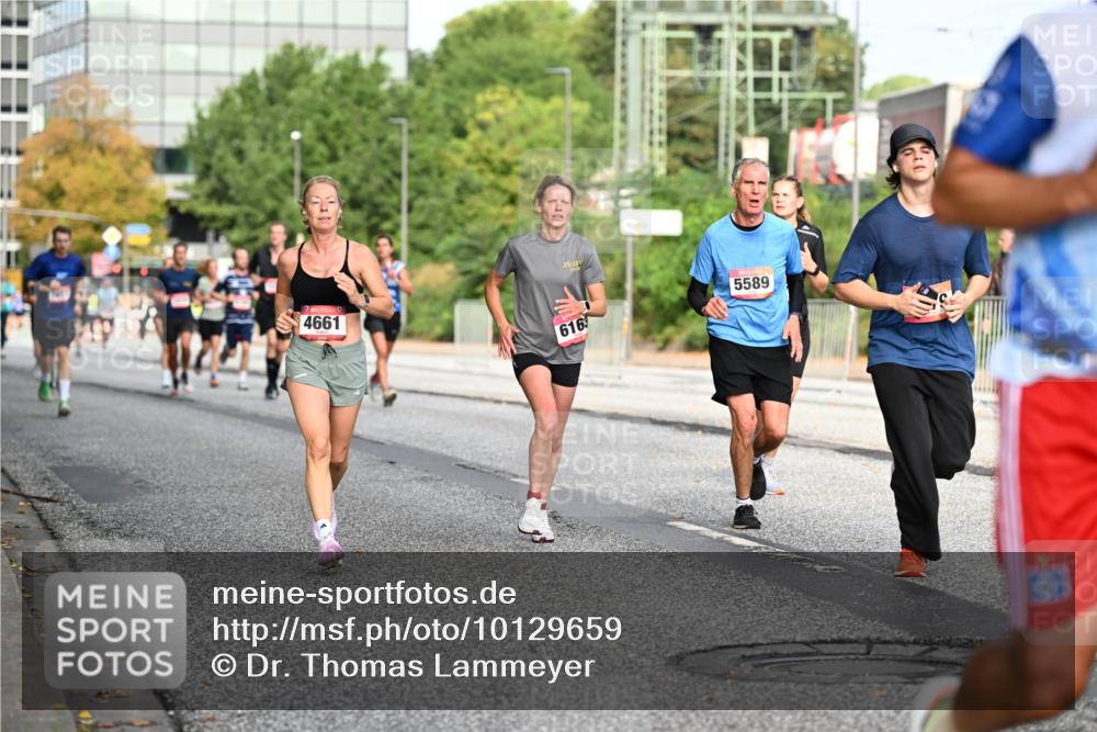 06.09.2026 - CURREX Alsterlauf Dr. Thomas Lammeyer http://msf.ph/oto/10129659 06.09.2026 09:51:20 Laufen 4661, 6163, 5589 meine-sportfotos.de