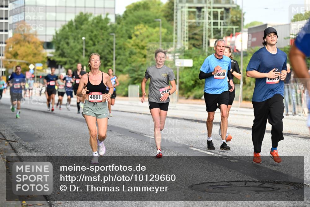 06.09.2026 - CURREX Alsterlauf Dr. Thomas Lammeyer http://msf.ph/oto/10129660 06.09.2026 09:51:20 Laufen 4661, 16, 5589 meine-sportfotos.de