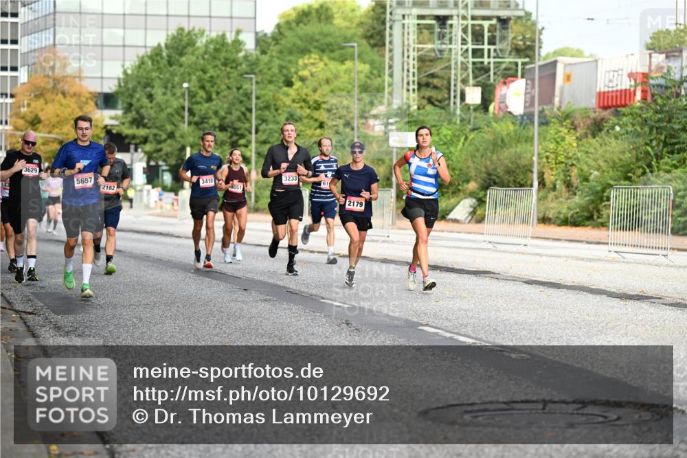 06.09.2026 - CURREX Alsterlauf Dr. Thomas Lammeyer http://msf.ph/oto/10129692 06.09.2026 09:51:24 Laufen 3629, 5657, 3410, 2162, 6051, 3233, 2179 meine-sportfotos.de
