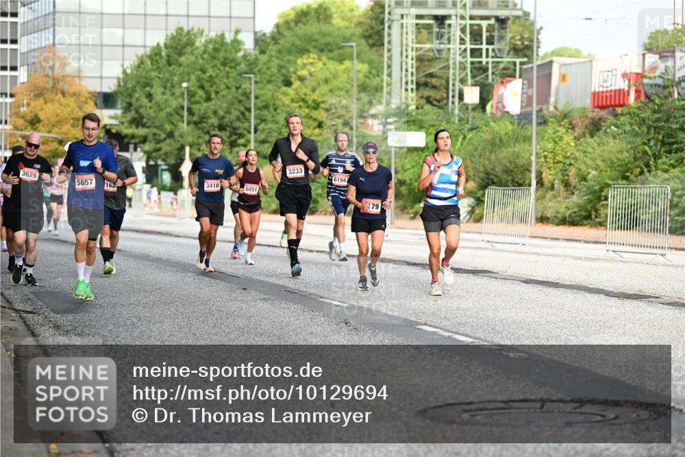 06.09.2026 - CURREX Alsterlauf Dr. Thomas Lammeyer http://msf.ph/oto/10129694 06.09.2026 09:51:24 Laufen 3629, 3410, 5657, 6051, 162, 3233, 6194, 79 meine-sportfotos.de
