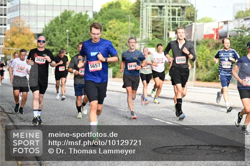 06.09.2026 - CURREX Alsterlauf Dr. Thomas Lammeyer http://msf.ph/oto/10129721 06.09.2026 09:51:27 Laufen 2397, 3629, 2348, 4974, 5657, 3233, 3410, 447, 21, 21, 6194 meine-sportfotos.de