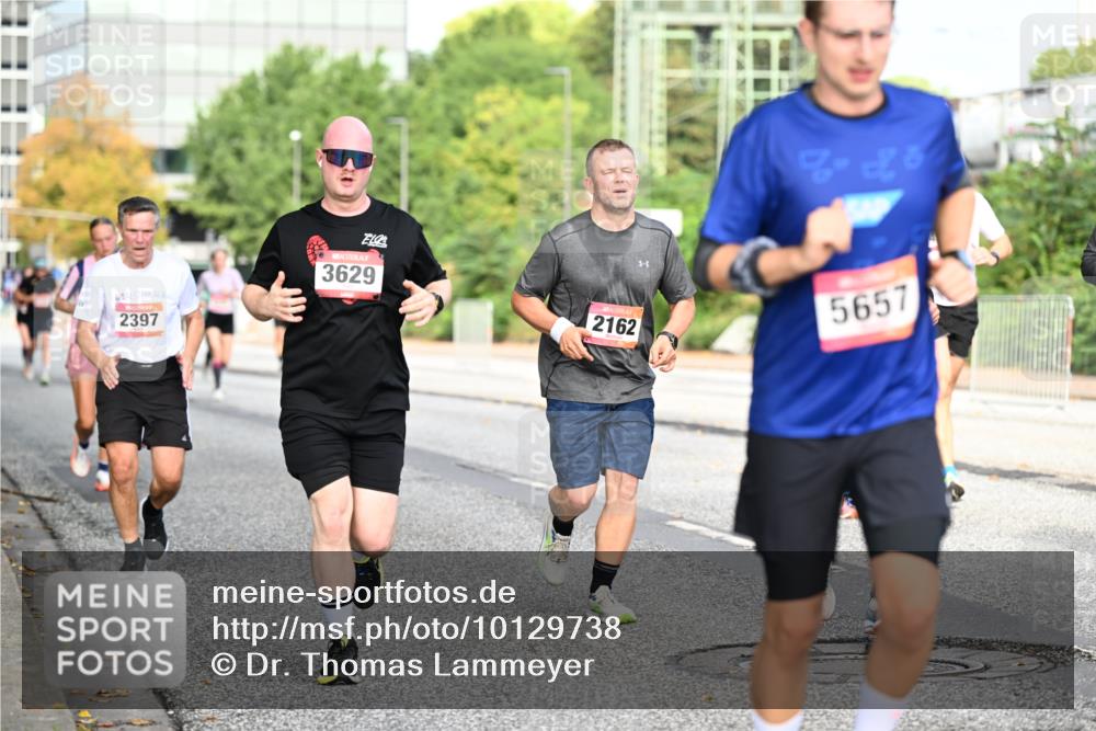 06.09.2026 - CURREX Alsterlauf Dr. Thomas Lammeyer http://msf.ph/oto/10129738 06.09.2026 09:51:29 Laufen 2397, 3629, 2162, 5657 meine-sportfotos.de