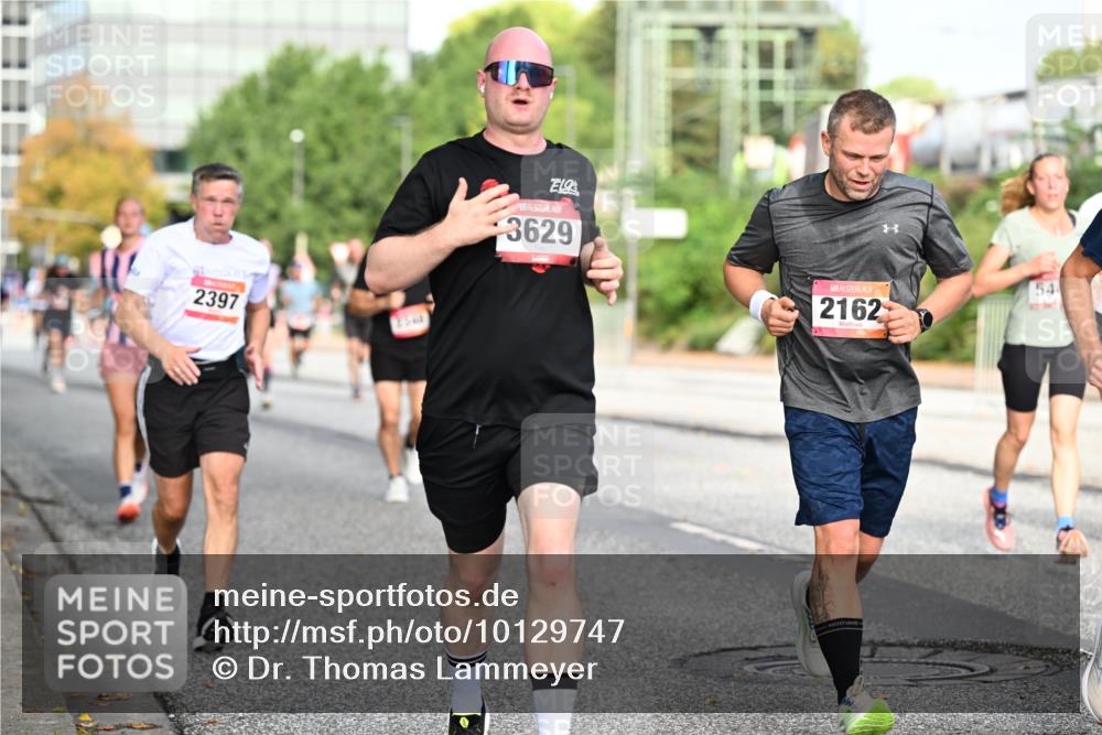 06.09.2026 - CURREX Alsterlauf Dr. Thomas Lammeyer http://msf.ph/oto/10129747 06.09.2026 09:51:30 Laufen 2397, 3629, 2162, 54 meine-sportfotos.de
