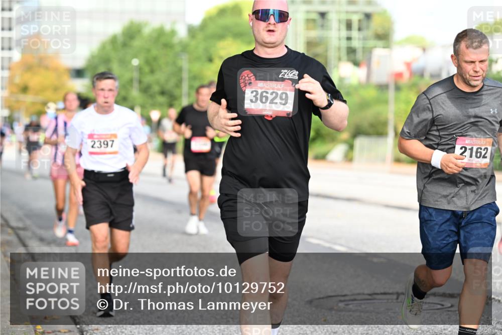 06.09.2026 - CURREX Alsterlauf Dr. Thomas Lammeyer http://msf.ph/oto/10129752 06.09.2026 09:51:30 Laufen 2397, 3629, 2162 meine-sportfotos.de