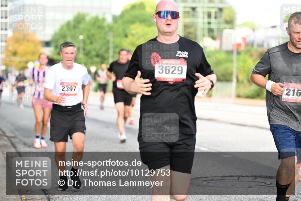 06.09.2026 - CURREX Alsterlauf Dr. Thomas Lammeyer http://msf.ph/oto/10129753 06.09.2026 09:51:30 Laufen 2397, 3629, 216 meine-sportfotos.de