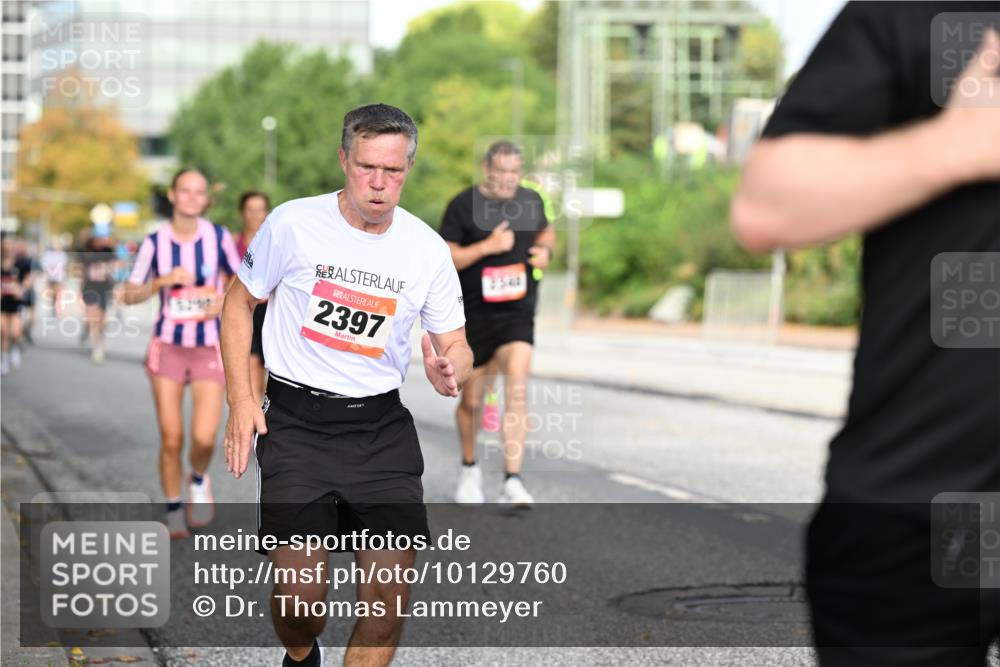 06.09.2026 - CURREX Alsterlauf Dr. Thomas Lammeyer http://msf.ph/oto/10129760 06.09.2026 09:51:31 Laufen 2397 meine-sportfotos.de
