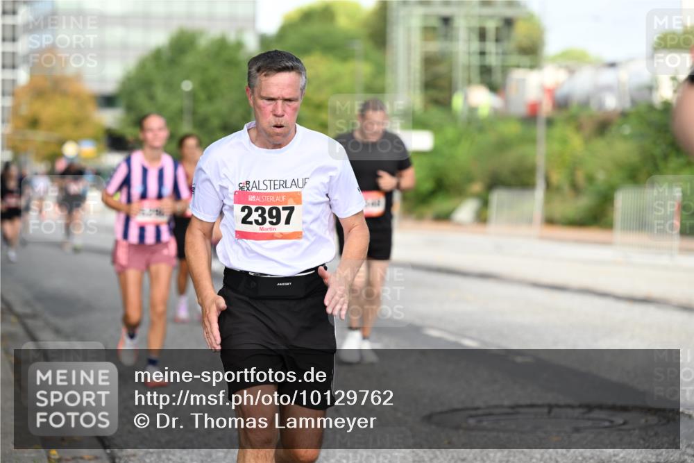 06.09.2026 - CURREX Alsterlauf Dr. Thomas Lammeyer http://msf.ph/oto/10129762 06.09.2026 09:51:31 Laufen 2397 meine-sportfotos.de