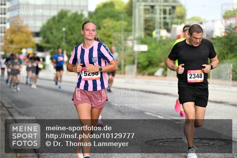 06.09.2026 - CURREX Alsterlauf Dr. Thomas Lammeyer http://msf.ph/oto/10129777 06.09.2026 09:51:33 Laufen 5298, 2348 meine-sportfotos.de