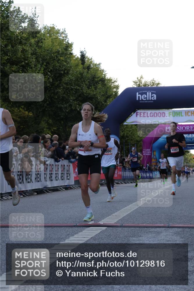 06.09.2026 - CURREX Alsterlauf Yannick Fuchs http://msf.ph/oto/10129816 06.09.2026 09:37:53 Ziel 2802, 3382, 5441, 5671, 6001, 6300 meine-sportfotos.de