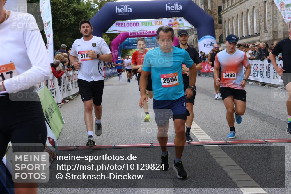 06.09.2026 - CURREX Alsterlauf Strokosch-Dieckow http://msf.ph/oto/10129824 06.09.2026 09:50:57 Ziel 2008, 2594, 2803, 3073, 3152, 3279, 3423, 3468, 3498, 3700, 4070, 4317, 4371, 4687, 5101, 5102, 5480, 6182, 6277, 8277 meine-sportfotos.de