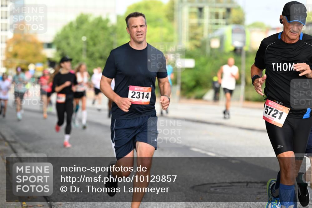 06.09.2026 - CURREX Alsterlauf Dr. Thomas Lammeyer http://msf.ph/oto/10129857 06.09.2026 09:51:44 Laufen 2314, 5721 meine-sportfotos.de