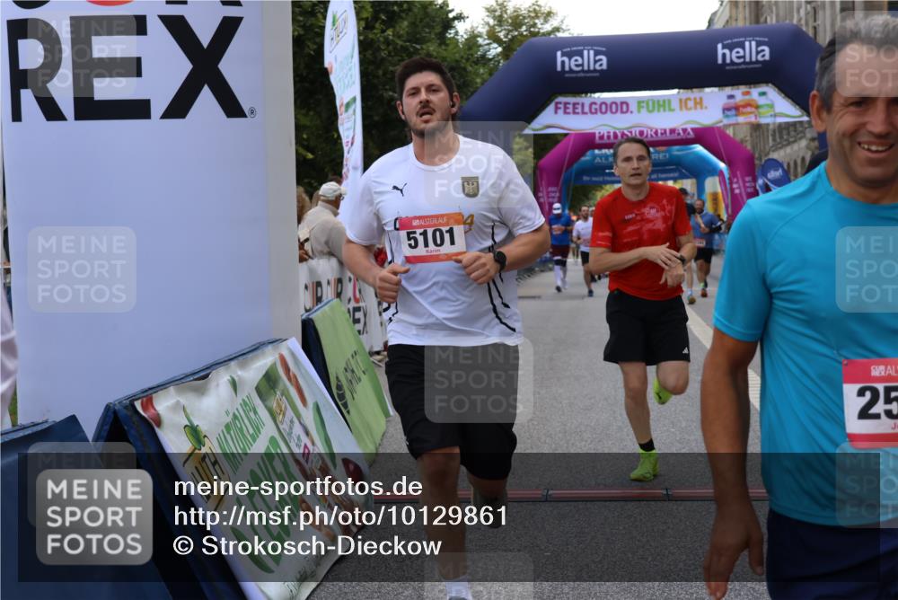 06.09.2026 - CURREX Alsterlauf Strokosch-Dieckow http://msf.ph/oto/10129861 06.09.2026 09:50:58 Ziel 2008, 2200, 2594, 2803, 3073, 3152, 3279, 3423, 3468, 3498, 3664, 3700, 4070, 4317, 4687, 5101, 5102, 5480, 6182, 6277 meine-sportfotos.de