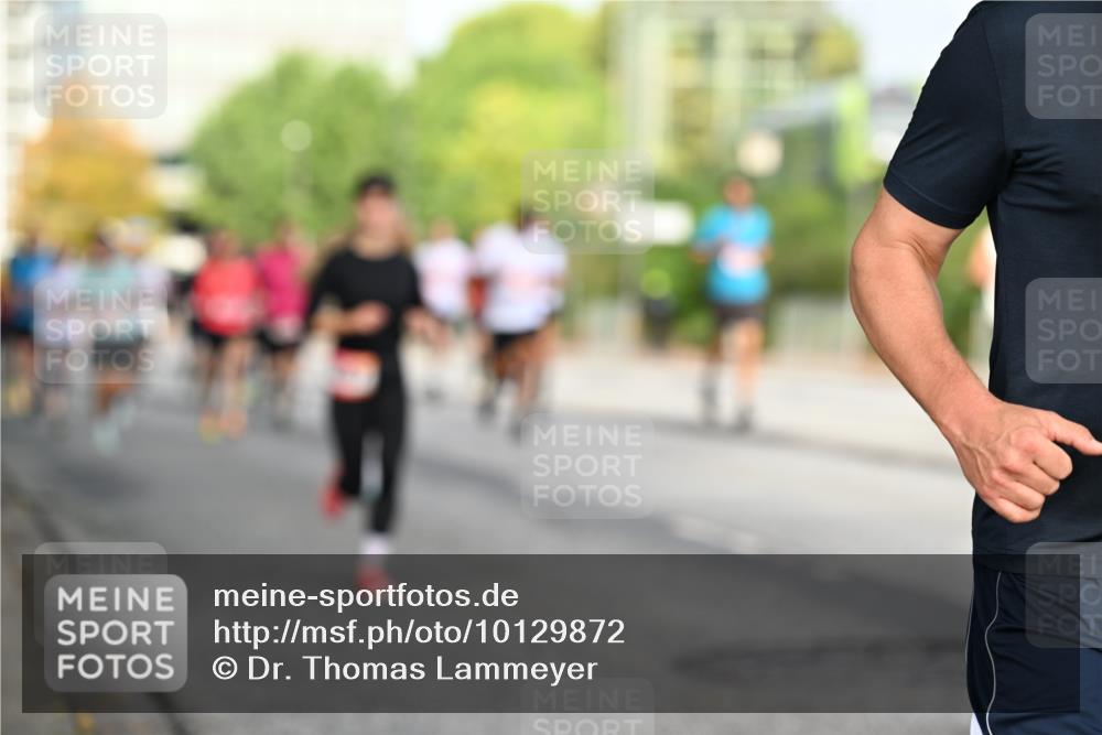06.09.2026 - CURREX Alsterlauf Dr. Thomas Lammeyer http://msf.ph/oto/10129872 06.09.2026 09:51:45 Laufen  meine-sportfotos.de