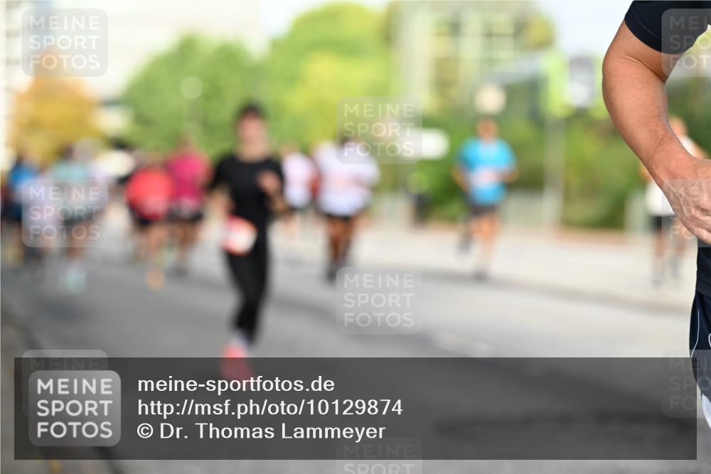 06.09.2026 - CURREX Alsterlauf Dr. Thomas Lammeyer http://msf.ph/oto/10129874 06.09.2026 09:51:46 Laufen  meine-sportfotos.de