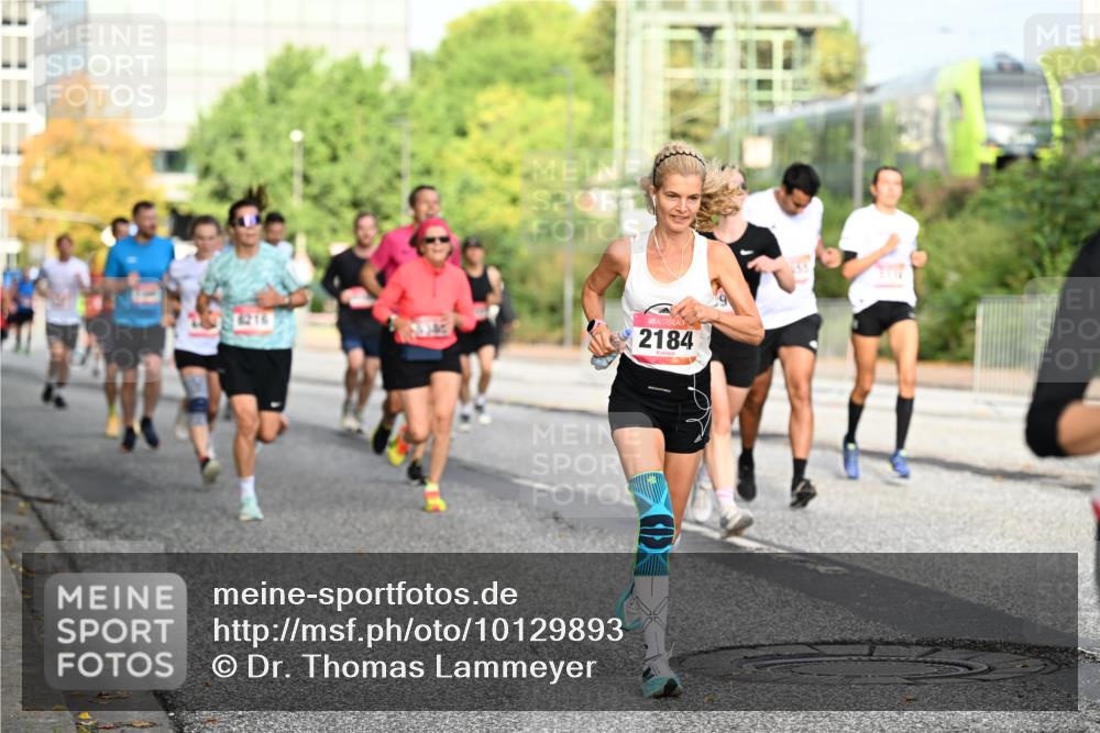 06.09.2026 - CURREX Alsterlauf Dr. Thomas Lammeyer http://msf.ph/oto/10129893 06.09.2026 09:51:48 Laufen 2184 meine-sportfotos.de