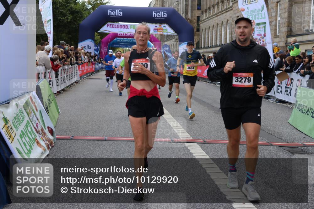 06.09.2026 - CURREX Alsterlauf Strokosch-Dieckow http://msf.ph/oto/10129920 06.09.2026 09:51:02 Ziel 2008, 2200, 2344, 2594, 2803, 3152, 3279, 3498, 3664, 3700, 4070, 4687, 4895, 5101, 5365, 5480, 5642, 5977, 6204, 6277 meine-sportfotos.de