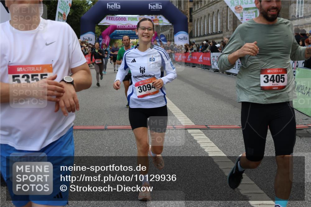 06.09.2026 - CURREX Alsterlauf Strokosch-Dieckow http://msf.ph/oto/10129936 06.09.2026 10:03:53 Ziel 2042, 2989, 3059, 3094, 3405, 3651, 3766, 4132, 4591, 4606, 4968, 4972, 4979, 5284, 5468, 5911, 6247, 8079 meine-sportfotos.de
