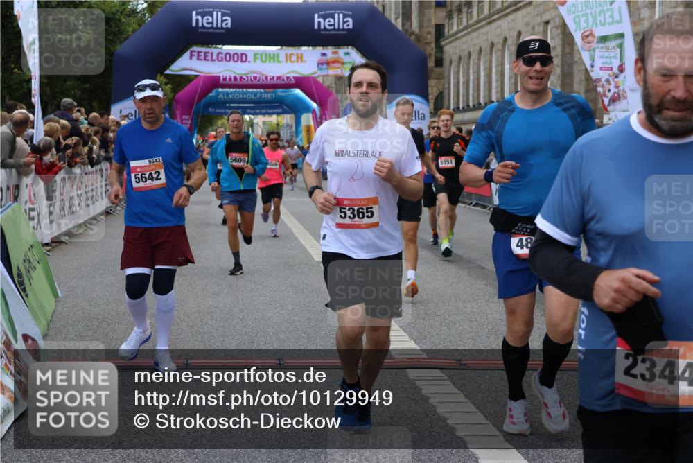 06.09.2026 - CURREX Alsterlauf Strokosch-Dieckow http://msf.ph/oto/10129949 06.09.2026 09:51:07 Ziel 2200, 2344, 2358, 3237, 3279, 3664, 3700, 4681, 4895, 5365, 5551, 5609, 5642, 5977, 6204, 8049, 8195 meine-sportfotos.de