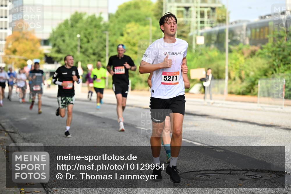 06.09.2026 - CURREX Alsterlauf Dr. Thomas Lammeyer http://msf.ph/oto/10129954 06.09.2026 09:51:57 Laufen 5211 meine-sportfotos.de