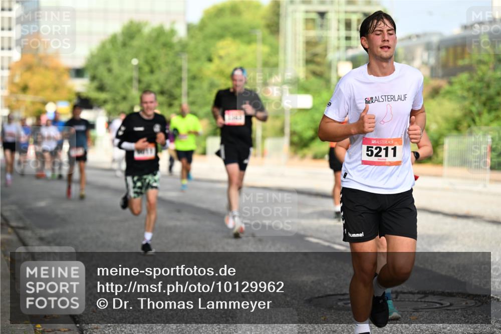 06.09.2026 - CURREX Alsterlauf Dr. Thomas Lammeyer http://msf.ph/oto/10129962 06.09.2026 09:51:58 Laufen 5211 meine-sportfotos.de