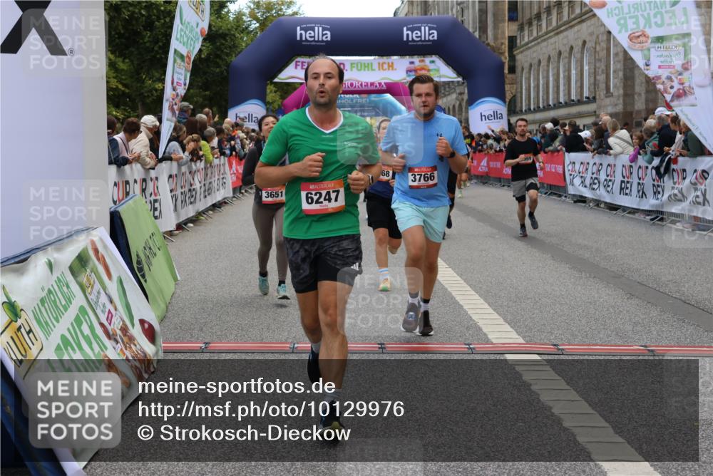 06.09.2026 - CURREX Alsterlauf Strokosch-Dieckow http://msf.ph/oto/10129976 06.09.2026 10:03:54 Ziel 2042, 2989, 3059, 3094, 3405, 3651, 3766, 4132, 4606, 4968, 4972, 4979, 5284, 5468, 5911, 6247, 8079 meine-sportfotos.de