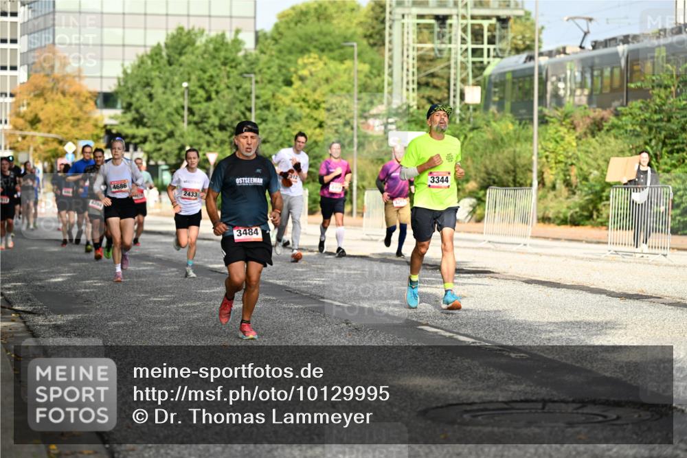 06.09.2026 - CURREX Alsterlauf Dr. Thomas Lammeyer http://msf.ph/oto/10129995 06.09.2026 09:52:01 Laufen 4686, 2433, 3484, 427, 3344 meine-sportfotos.de