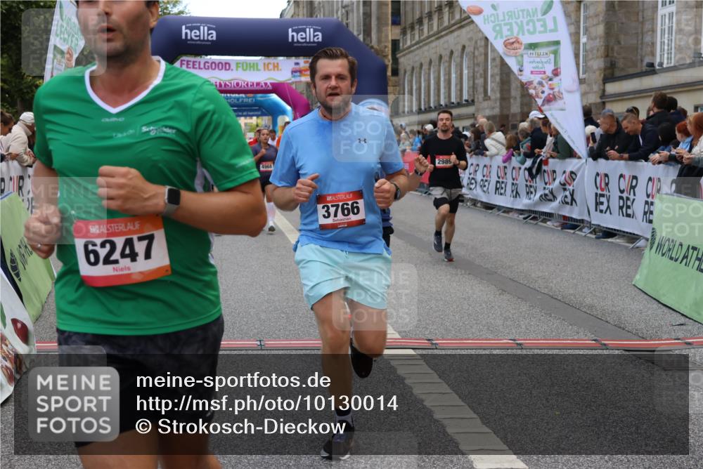 06.09.2026 - CURREX Alsterlauf Strokosch-Dieckow http://msf.ph/oto/10130014 06.09.2026 10:03:55 Ziel 2042, 2989, 3059, 3094, 3378, 3405, 3651, 3766, 4004, 4132, 4968, 4972, 4979, 5284, 5468, 5911, 6247, 8044, 8079 meine-sportfotos.de