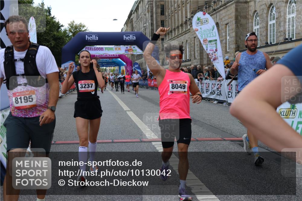 06.09.2026 - CURREX Alsterlauf Strokosch-Dieckow http://msf.ph/oto/10130042 06.09.2026 09:51:12 Ziel 2344, 2358, 3237, 4681, 4696, 4895, 5365, 5551, 5609, 5642, 5977, 6190, 6204, 6327, 8049, 8195 meine-sportfotos.de