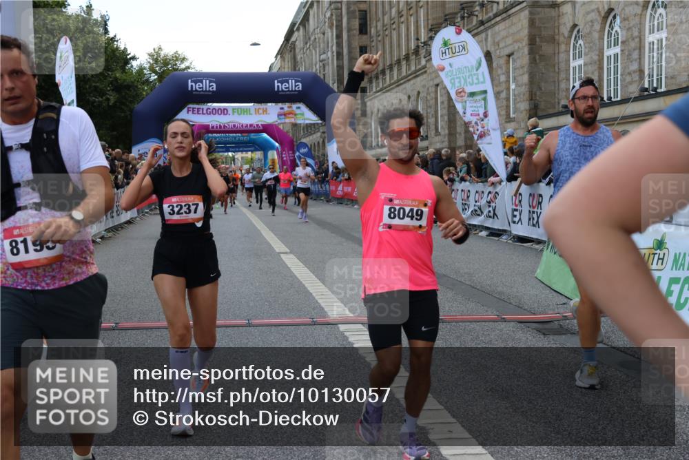 06.09.2026 - CURREX Alsterlauf Strokosch-Dieckow http://msf.ph/oto/10130057 06.09.2026 09:51:13 Ziel 2358, 3237, 4681, 4696, 4895, 5551, 5609, 5642, 5829, 5977, 6190, 6204, 6327, 6399, 8049, 8195 meine-sportfotos.de